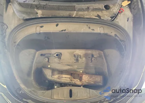 2019 Tesla Model 3 из США, поврежденный, VIN 5YJ3E1EA5KF394668